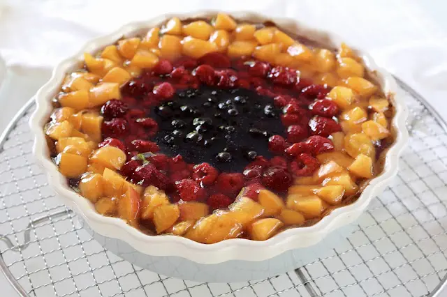 Rezept für einen fruchtigen Deutschland-Obst-Kuchen – ‘Schland-Tarte – Lecker ins Halbfinale!