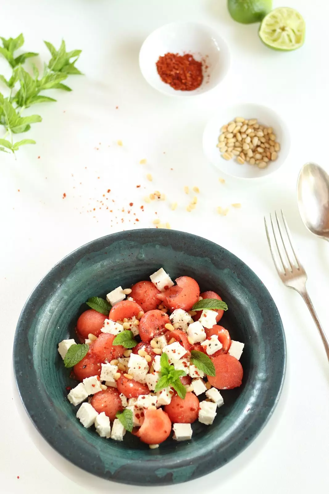 Wassermelone-Feta-Salat mit Limette, Chili und Minze