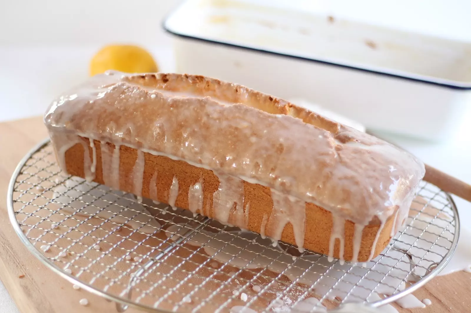 Saftiger Zitronenkuchen – einfaches, schnelles Rezept mit Video: Mein Geburtstagskuchen für Dorothea