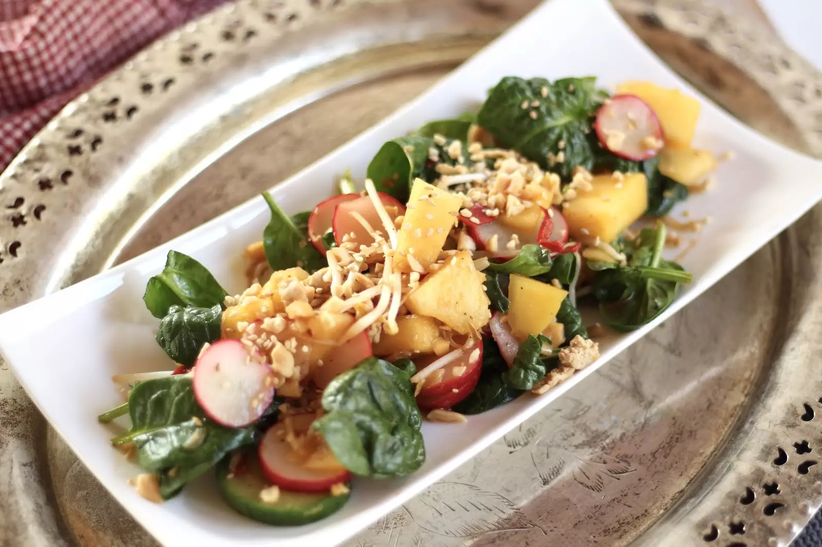 Mango Tofu Bowl - vegetarisches Fitness Food - asiatisch, exotisch, scharf!