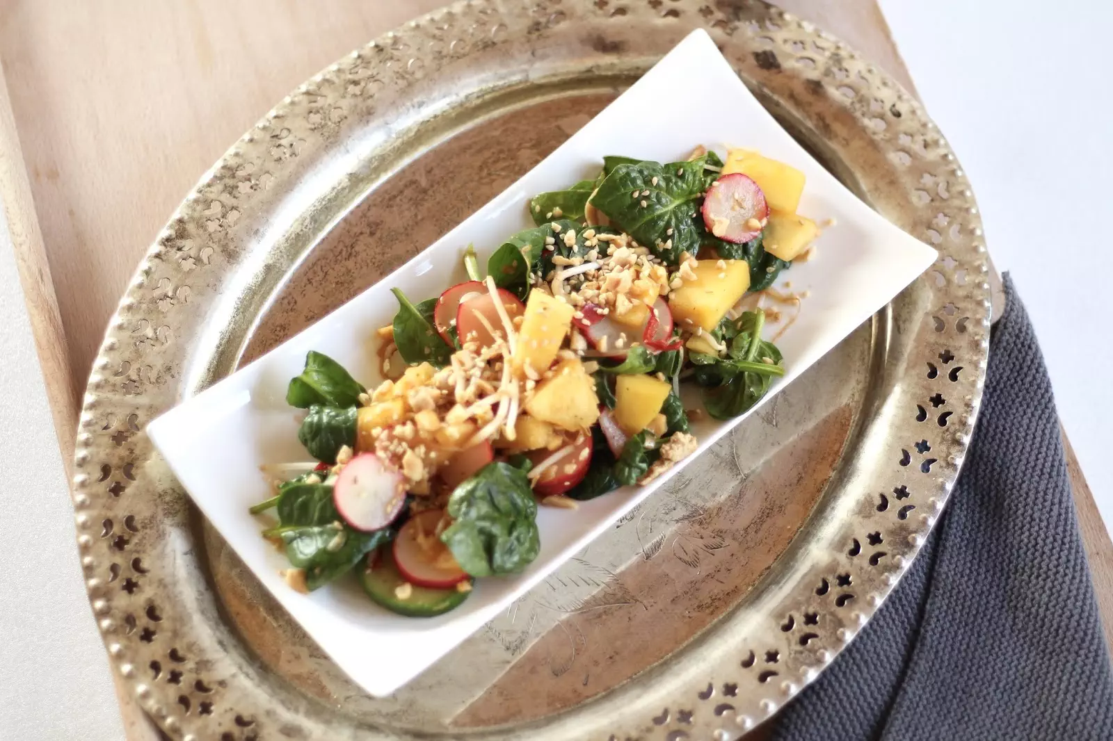 Mango Tofu Bowl - vegetarisches Fitness Food - asiatisch, exotisch, scharf!