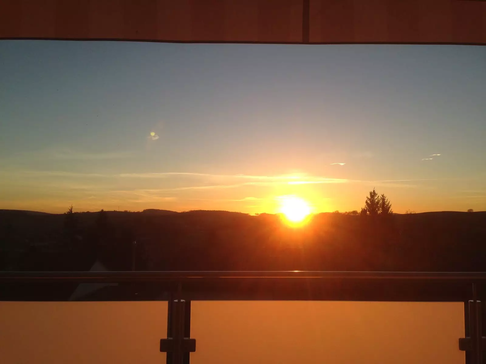 Sonnenuntergang in Hoffenheim von unserem Balkon aus gesehen...