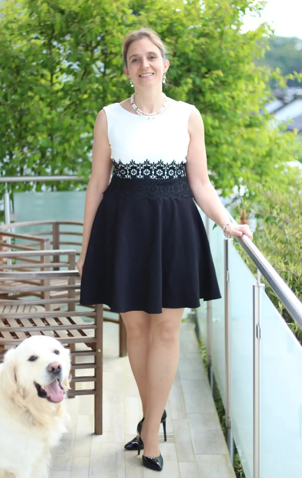Zauberhaft für die Zauberflöte - schwarz-weißes Cocktailkleid für einen Abend in der Oper: Fashion Friday again!