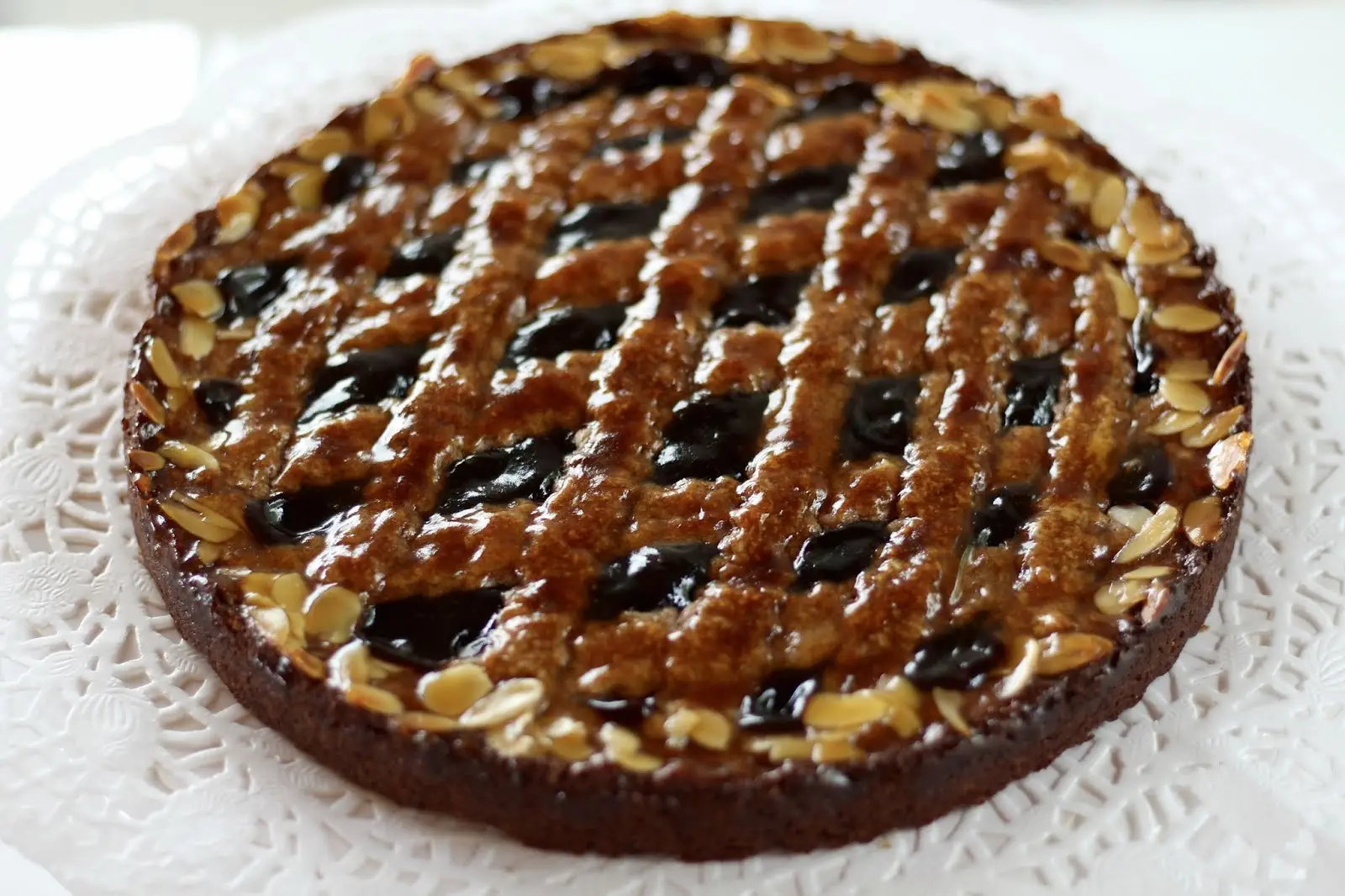 Linzer Torte – das klassische Rezept mit Videoanleitung
