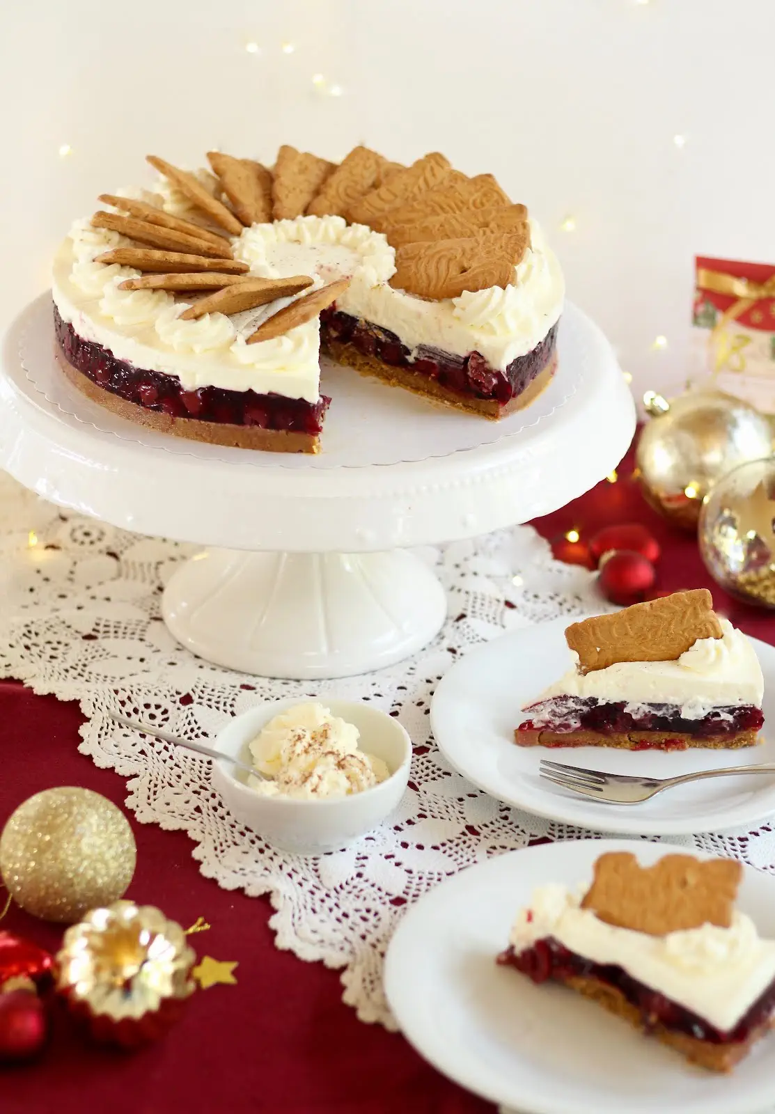 Spekulatius-Kirsch-Torte mit Sahne - Rezept und Video von Sugarprincess | SCCC 2019 und Foodblogger Adventskalender Türchen Nr. 18 | Gewinnspiel