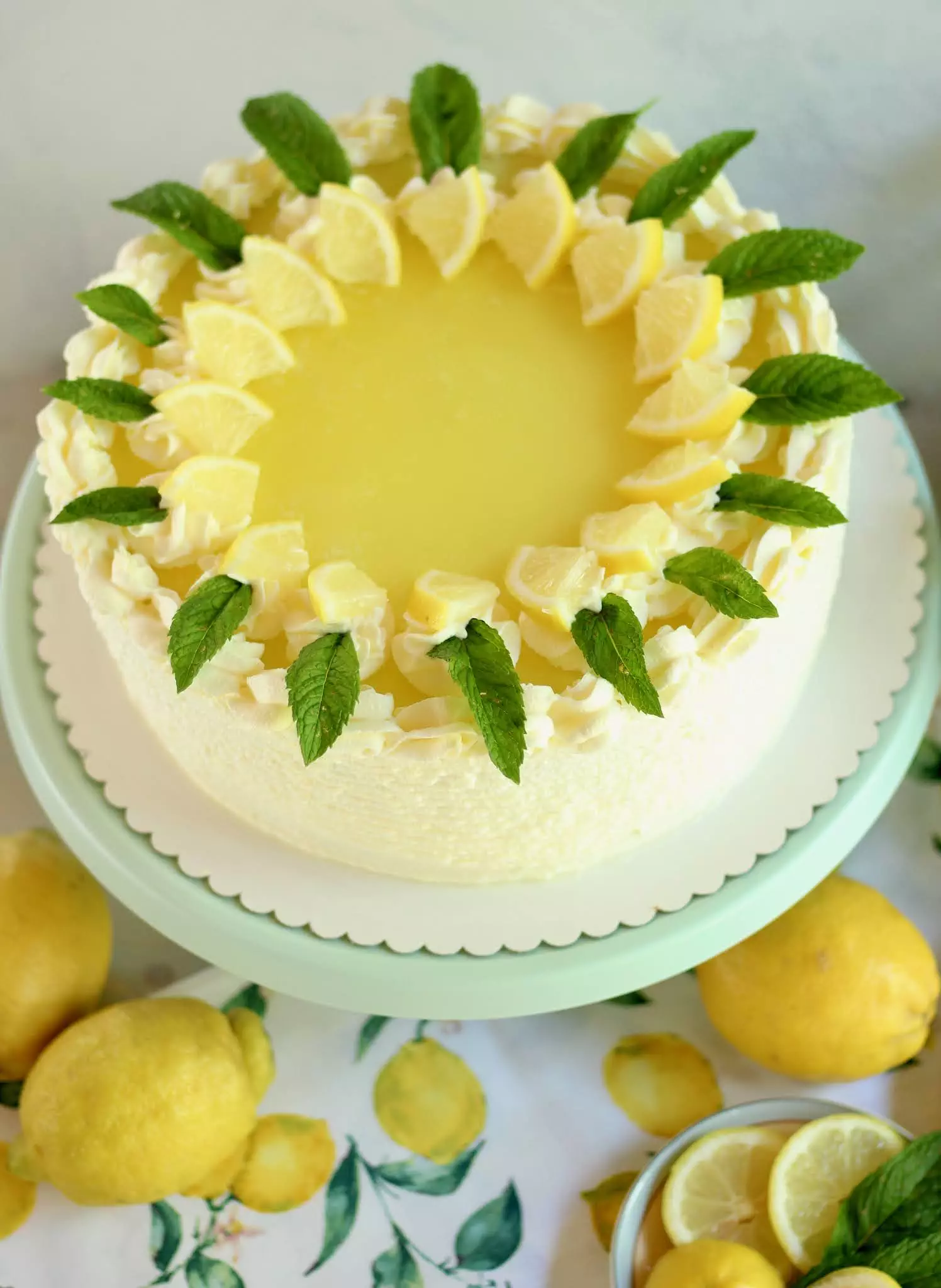 🍋 Super erfrischende Zitronen-Joghurt-Torte mit Götterspeise! 🍋 | Rezept und Video von Sugarprincess
