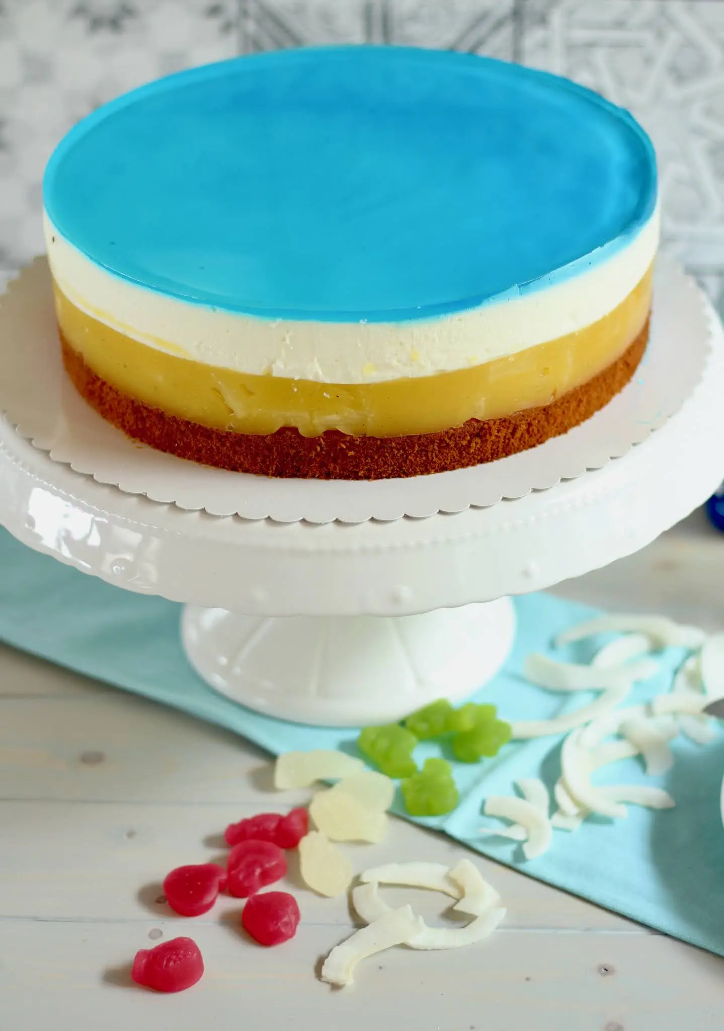 🏝Perfekt für die Pool Party! 🍍Swimmingpool-Torte! 🏝Blue Hawaii Torte | Rezept und Video von Sugarprincess 🏝