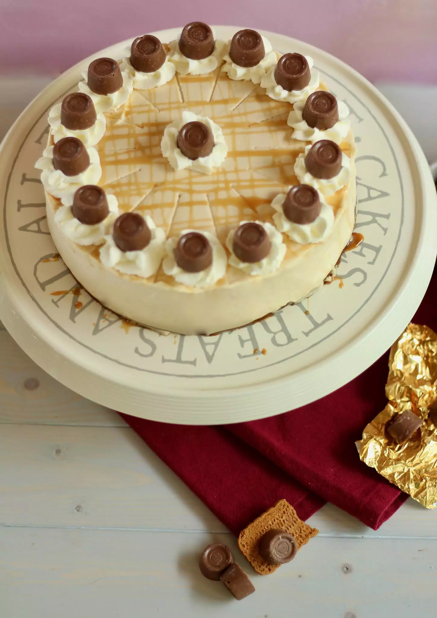 😋 Cremige Karamell Torte ohne Backen: Fantastische Rolo-Torte! 😋 | Rezept und Video von Sugarprincess 😋