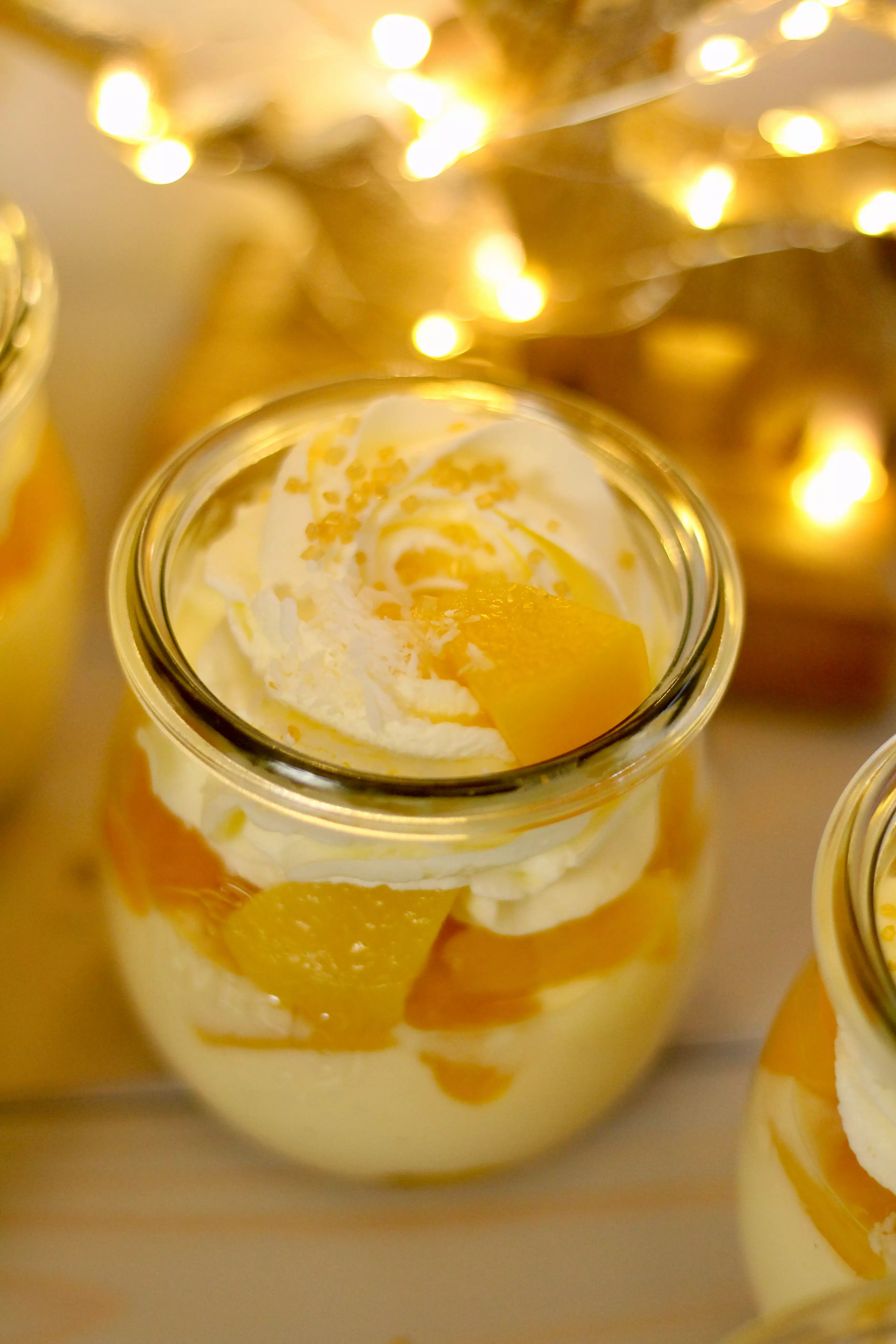 Himmlisch sahniges Pfirsich-Vanille-Dessert | Rezept von Sugarprincess | SCCC 2022 mit Gewinnspiel: Türchen Nr. 19
