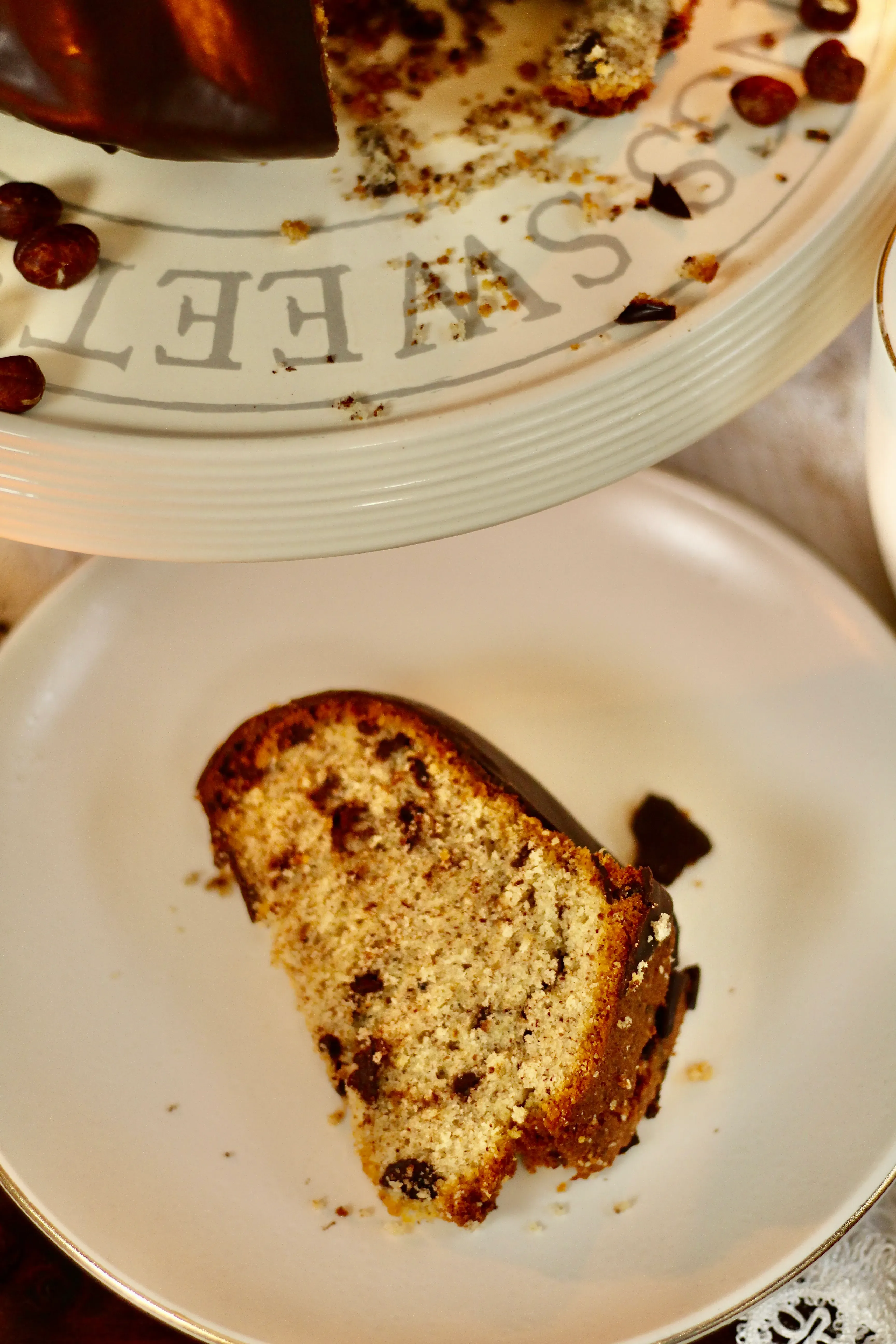 Der saftigste Nusskuchen mit Schokolade, den ich kenne! Rezept und ...