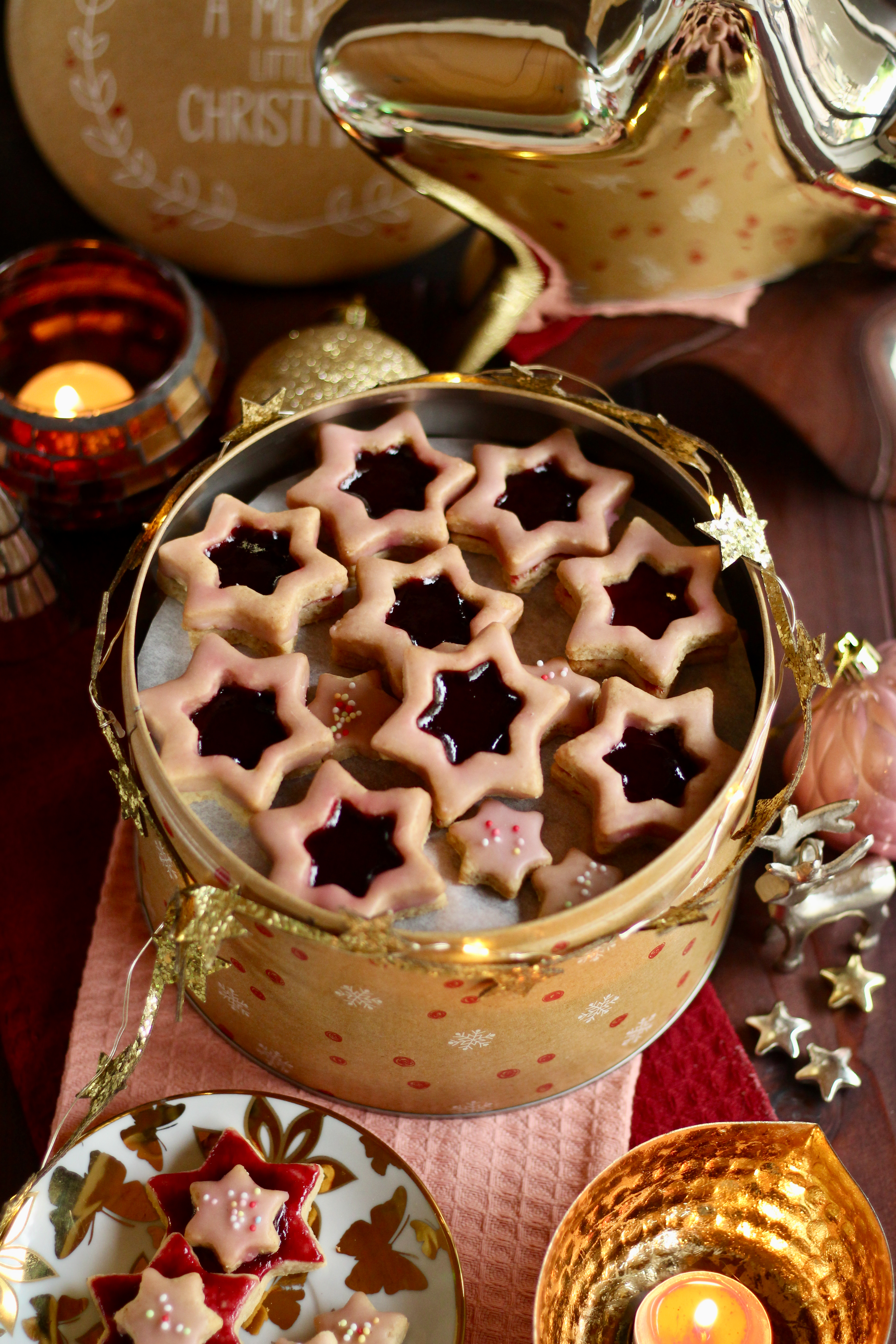 Zauberhafte Linzer-Punsch-Sterne! Rezept mit Gewinnspiel 🍀 Plätzchen ... Zauberhafte Linzer-Punsch-Sterne! Rezept mit Gewinnspiel 🍀 Plätzchen ...