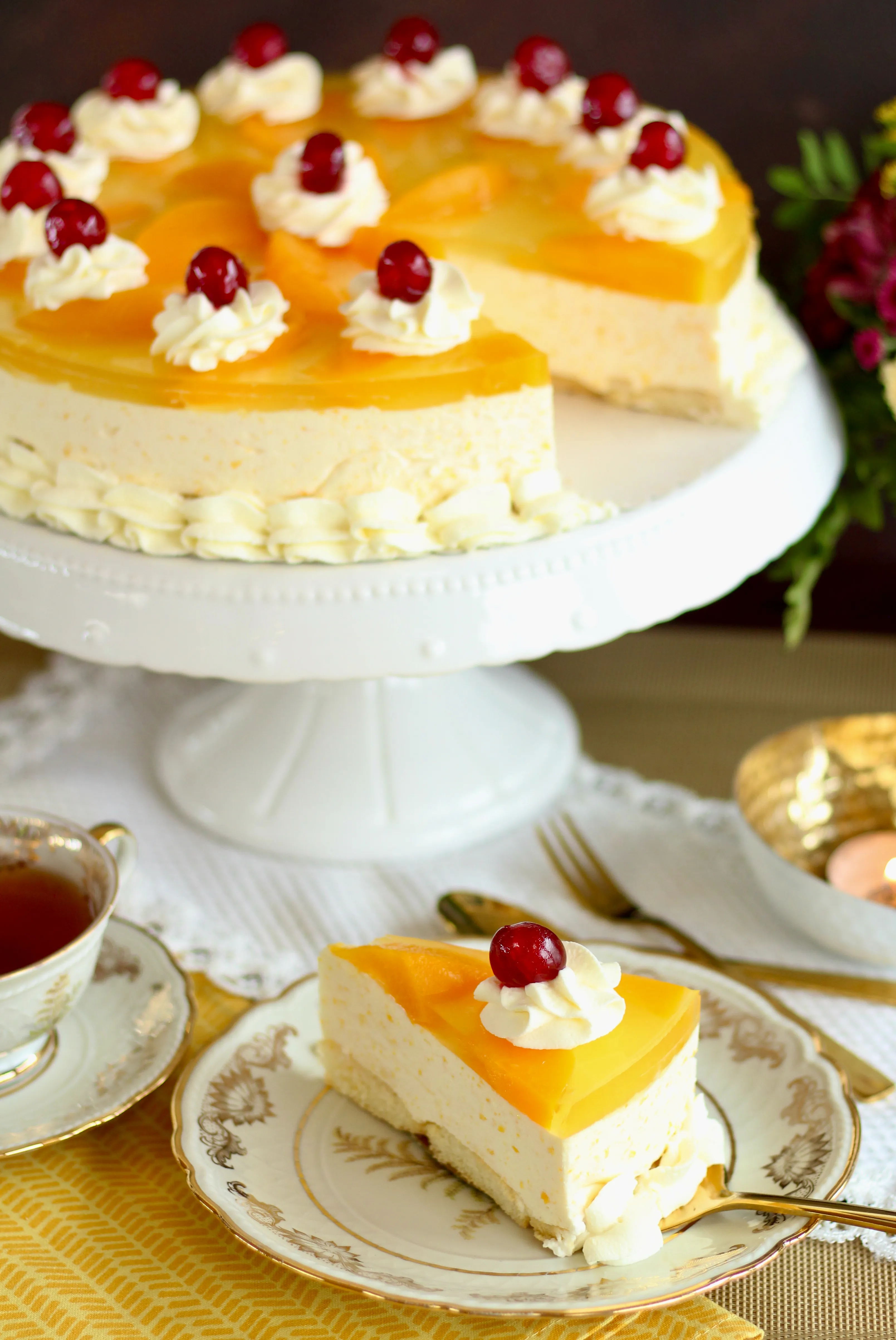 Erfrischend-leichte Pfirsich-Joghurt-Sahnetorte ohne Backen! Rezept und ...