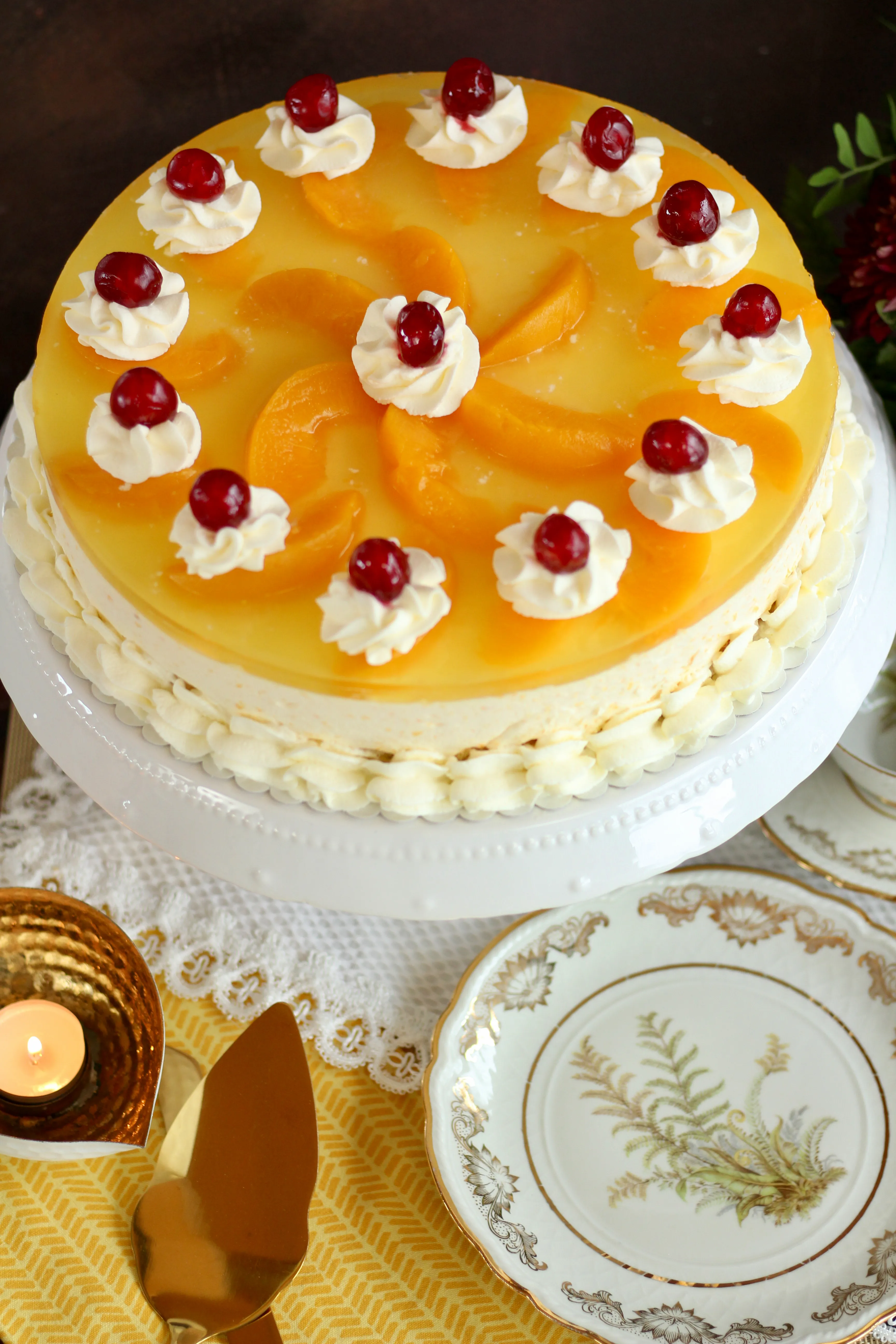 Erfrischend-leichte Pfirsich-Joghurt-Sahnetorte ohne Backen! Rezept und ...