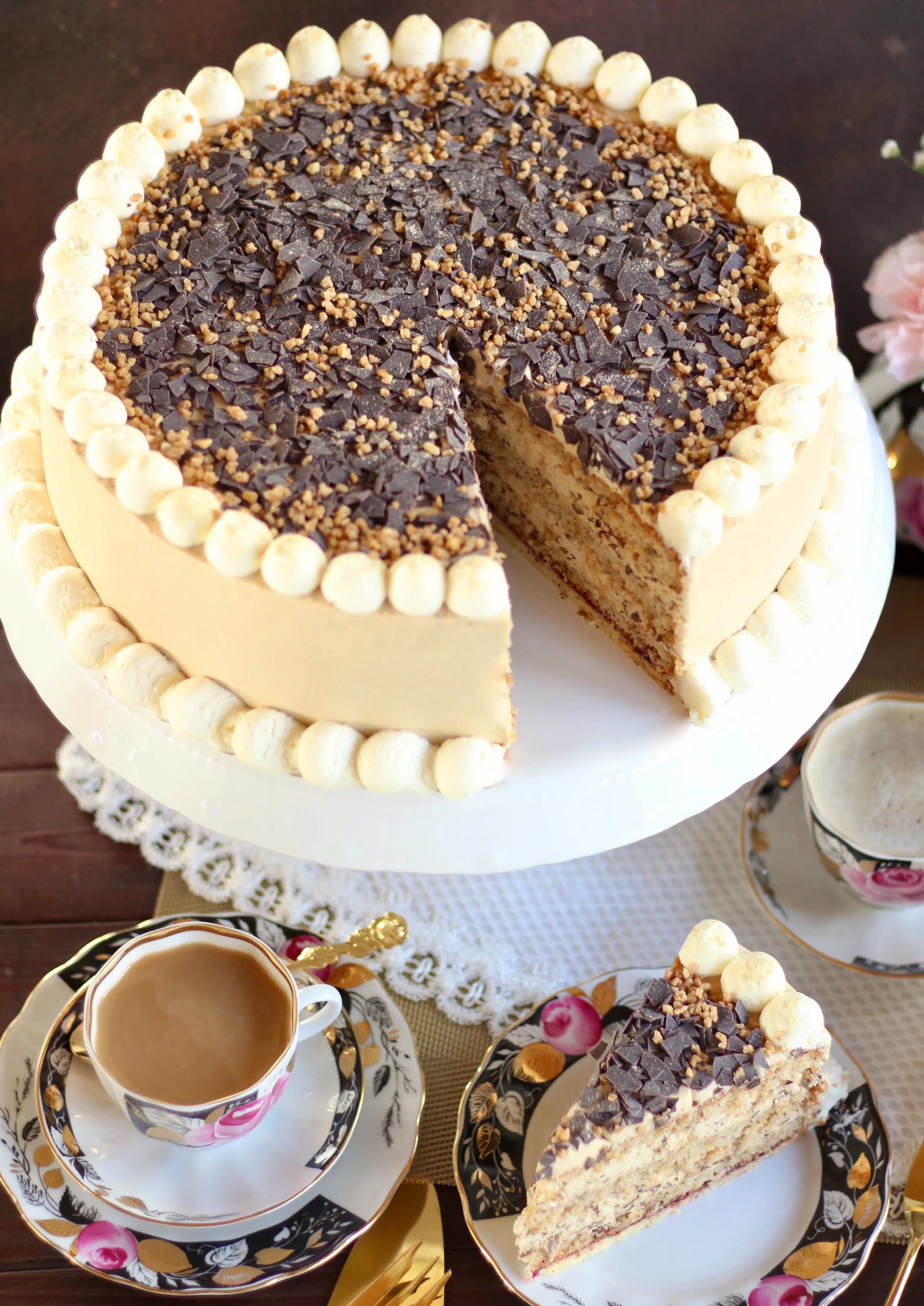 Stracciatella-Kaffee-Torte mit Whiskey-Sahnecreme! Ostertorte backen ...