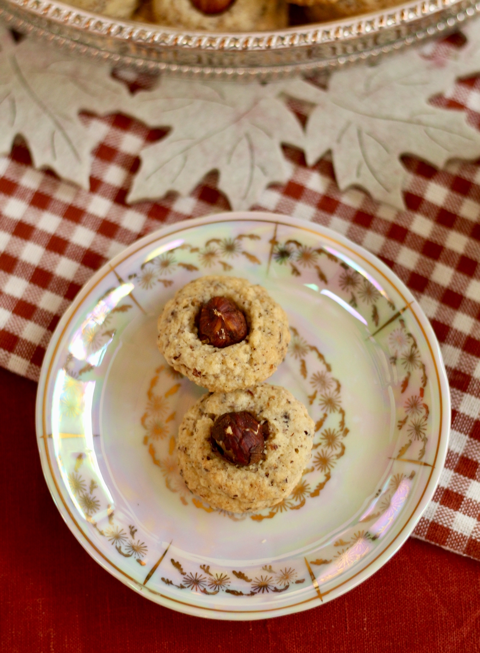 Leckere, einfache Haselnussplätzchen wie bei Oma backen! Rezept und ...