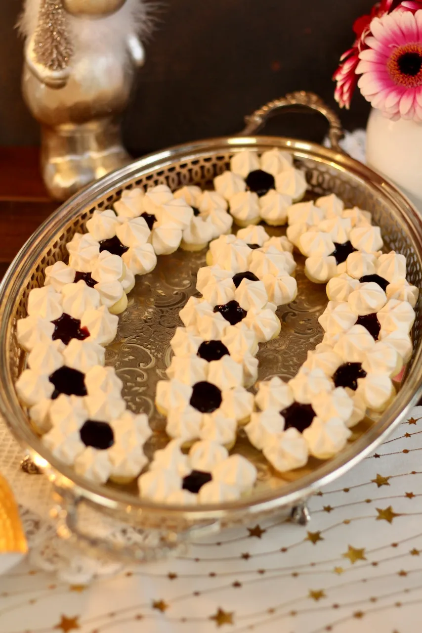 Himmlische Burgenländer Plätzchen ganz einfach selber backen! Rezept ... Himmlische Burgenländer Plätzchen ganz einfach selber backen! Rezept ...