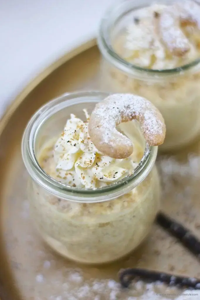 Köstliches Vanillekipferl Mousse als Dessert zu Weihnachten von Sweets and Lifestyle