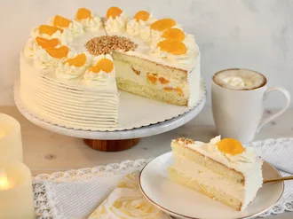 Festliche Quark-Sahnetorte mit Mandarinen | Rezept und Video von Sugarprincess