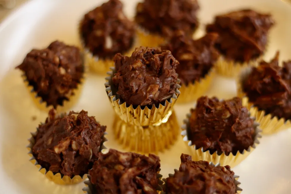 Schoko-Nougat-Konfekt zum Verschenken | Rezept von Sugarprincess | SCCC ...